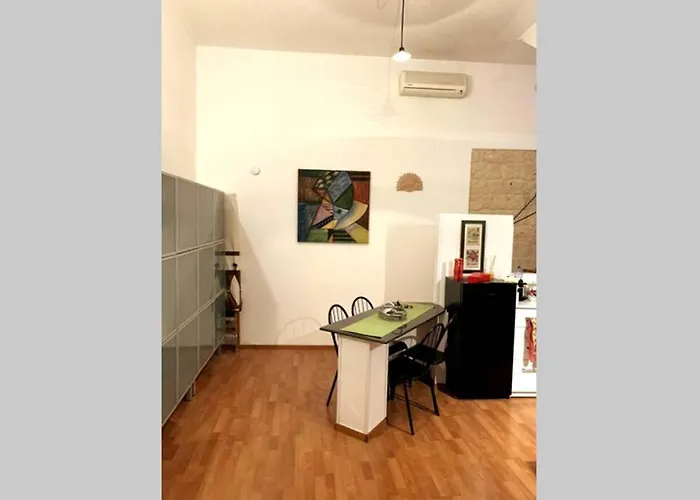 Corte Middorusso בארי